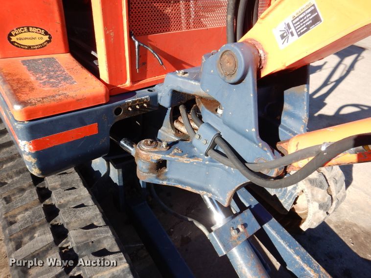 image for item DL5898 1998 Kubota KX61-2  mini excavator