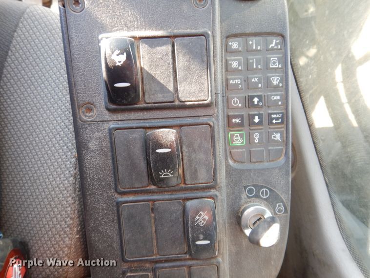 image for item DL5901 2008 Volvo EC330CL  excavator