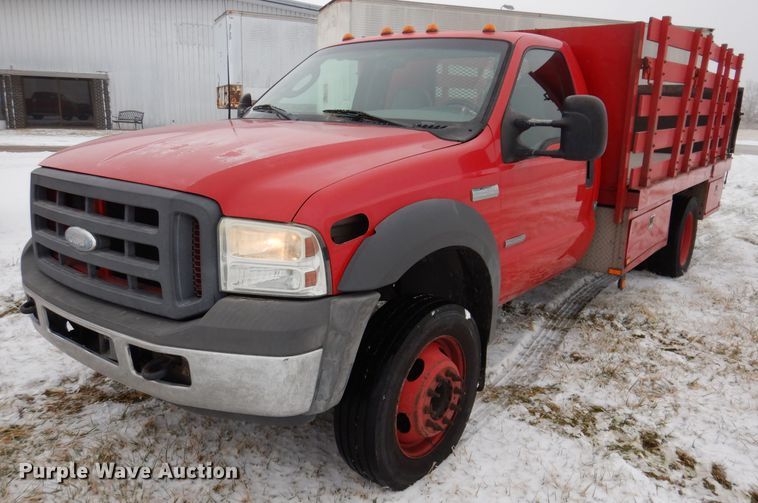 image for item DL5902 2005 Ford F450 Super Duty XL  flatbed truck