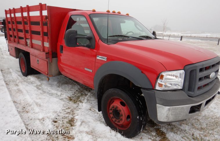 image for item DL5902 2005 Ford F450 Super Duty XL  flatbed truck