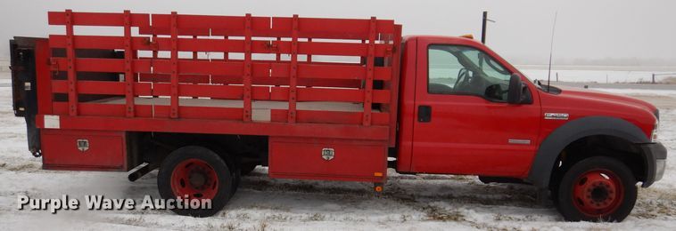 image for item DL5902 2005 Ford F450 Super Duty XL  flatbed truck