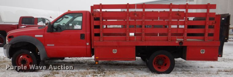 image for item DL5902 2005 Ford F450 Super Duty XL  flatbed truck