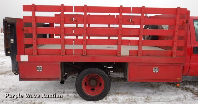 image for item DL5902 2005 Ford F450 Super Duty XL  flatbed truck