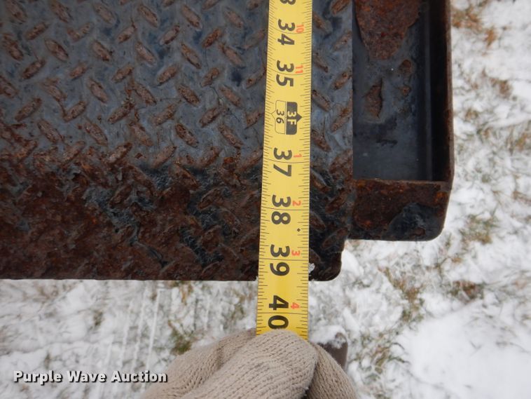 image for item DL5902 2005 Ford F450 Super Duty XL  flatbed truck