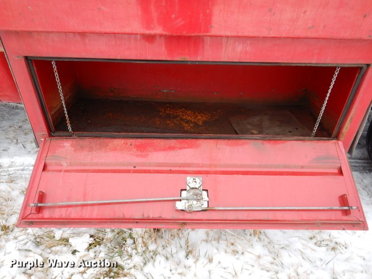 image for item DL5902 2005 Ford F450 Super Duty XL  flatbed truck