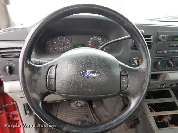 image for item DL5902 2005 Ford F450 Super Duty XL  flatbed truck