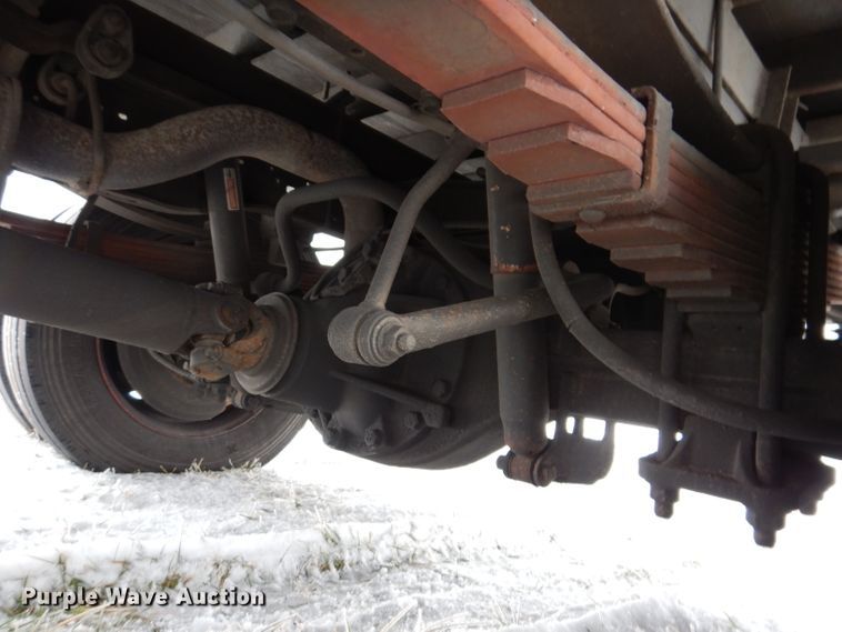 image for item DL5902 2005 Ford F450 Super Duty XL  flatbed truck