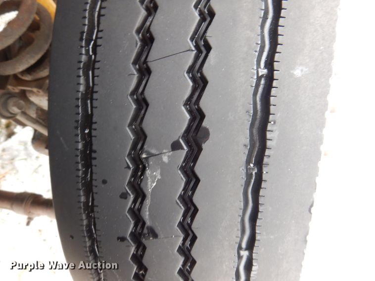 image for item DL5902 2005 Ford F450 Super Duty XL  flatbed truck