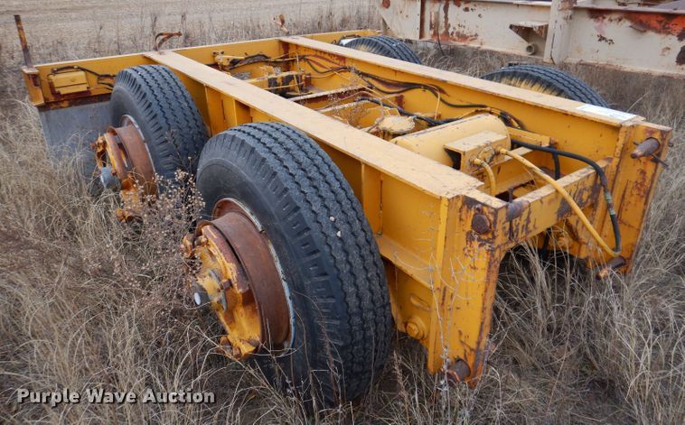 image for item DL5905 1982 Transport CTTA-22-20MC  stinger axle