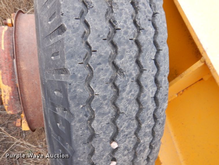 image for item DL5905 1982 Transport CTTA-22-20MC  stinger axle