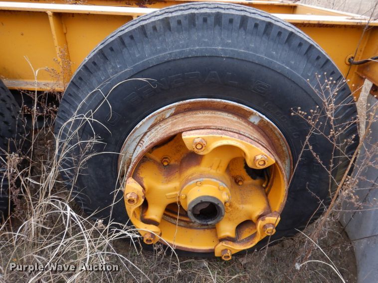 image for item DL5905 1982 Transport CTTA-22-20MC  stinger axle