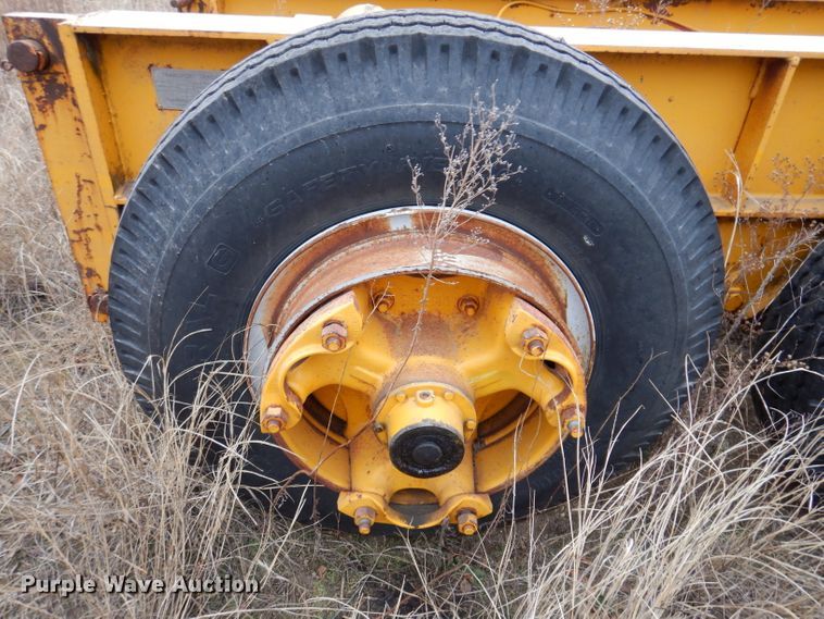 image for item DL5905 1982 Transport CTTA-22-20MC  stinger axle