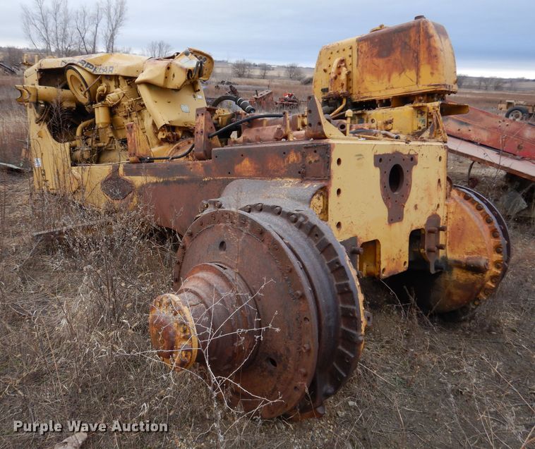 image for item DL5906 1966 Caterpillar D9G  dozer frame