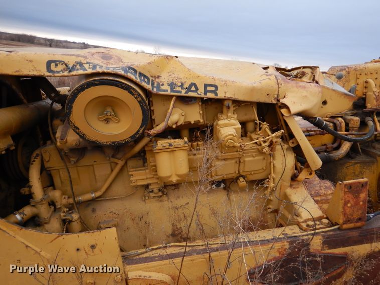 image for item DL5906 1966 Caterpillar D9G  dozer frame