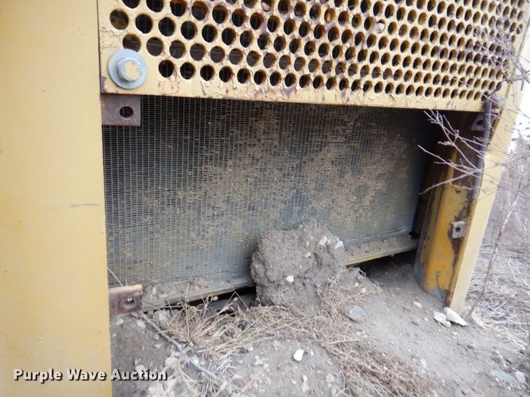 image for item DL5906 1966 Caterpillar D9G  dozer frame