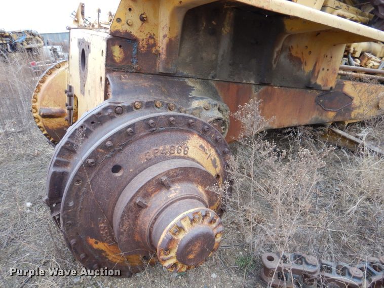 image for item DL5906 1966 Caterpillar D9G  dozer frame