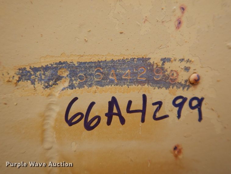 image for item DL5906 1966 Caterpillar D9G  dozer frame