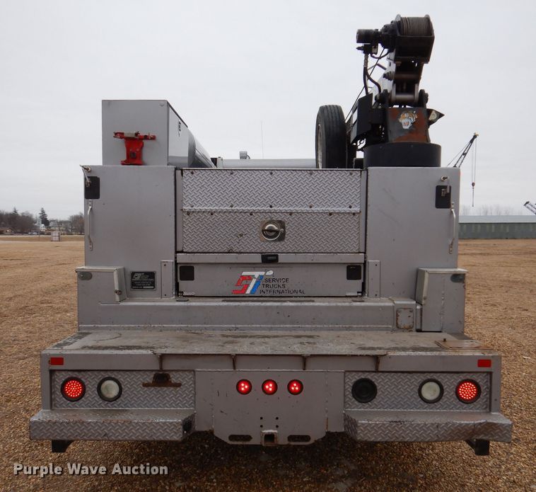 image for item DL5907 2003 Peterbilt 330  utility / service truck