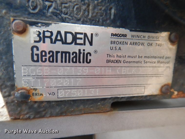 image for item DL5907 2003 Peterbilt 330  utility / service truck