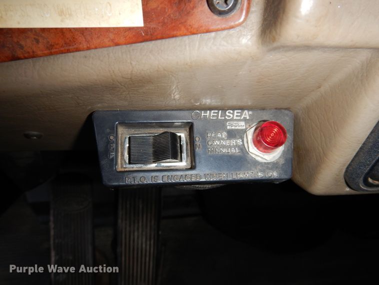 image for item DL5907 2003 Peterbilt 330  utility / service truck