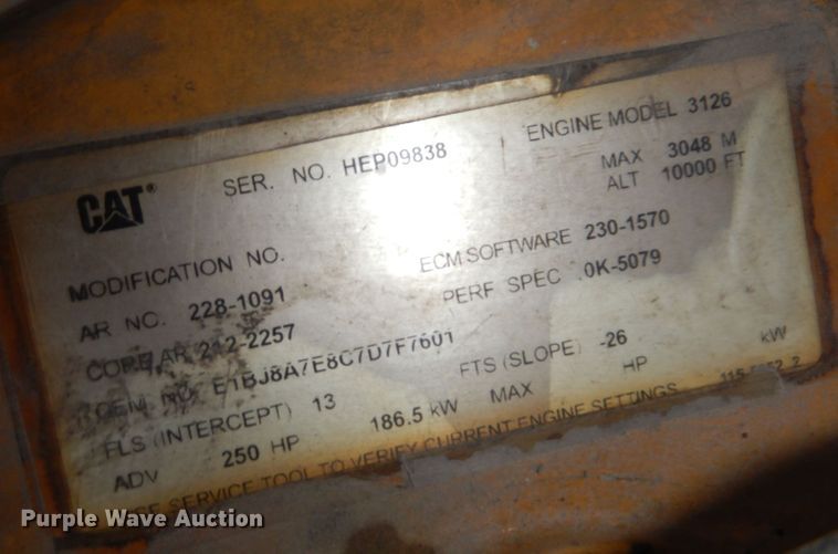 image for item DL5907 2003 Peterbilt 330  utility / service truck