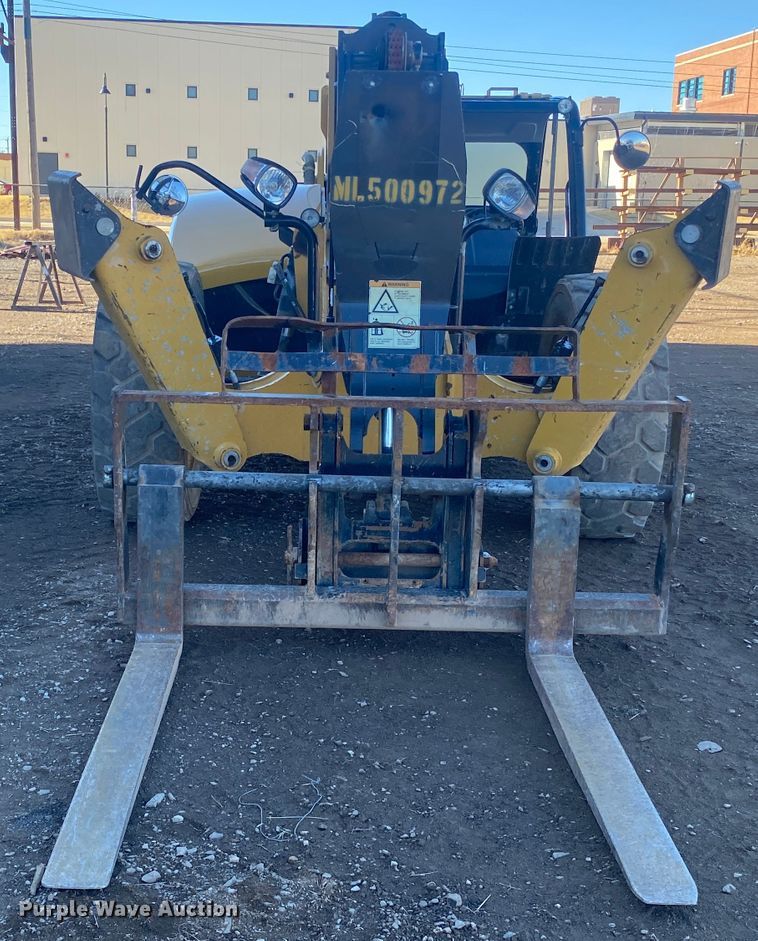 image for item DL6232 2017 Caterpillar TL1055D  telehandler