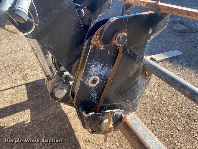 image for item DL6232 2017 Caterpillar TL1055D  telehandler