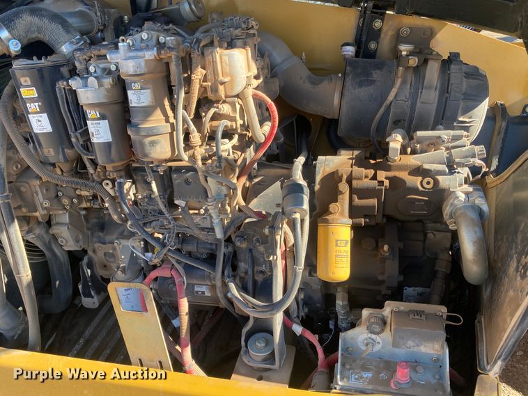 image for item DL6232 2017 Caterpillar TL1055D  telehandler