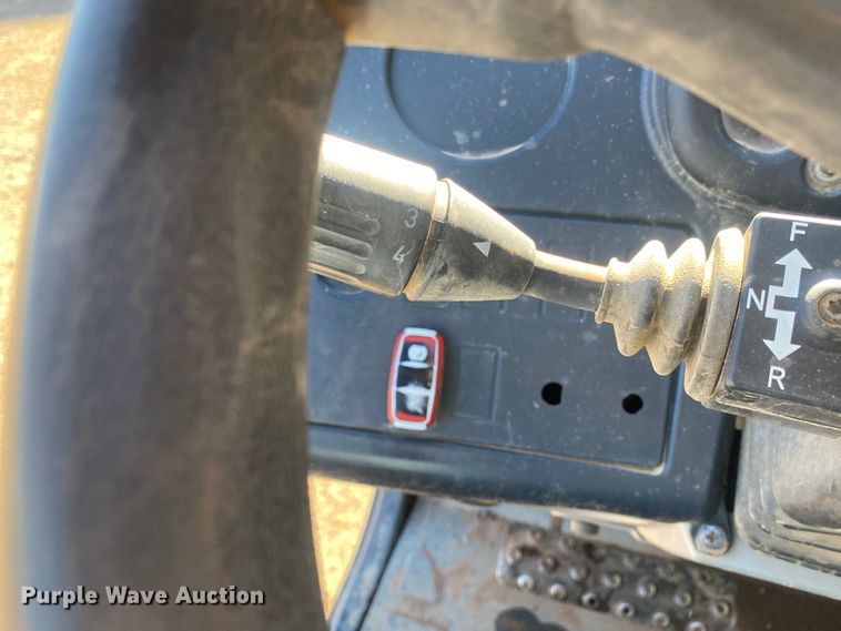 image for item DL6232 2017 Caterpillar TL1055D  telehandler