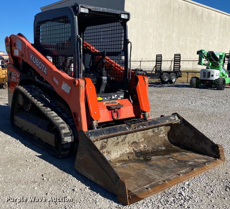 image for item DL6823 2017 Kubota SVL75-2  tracked skid steer loader