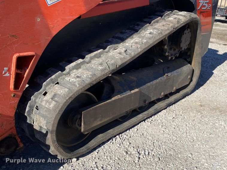 image for item DL6823 2017 Kubota SVL75-2  tracked skid steer loader