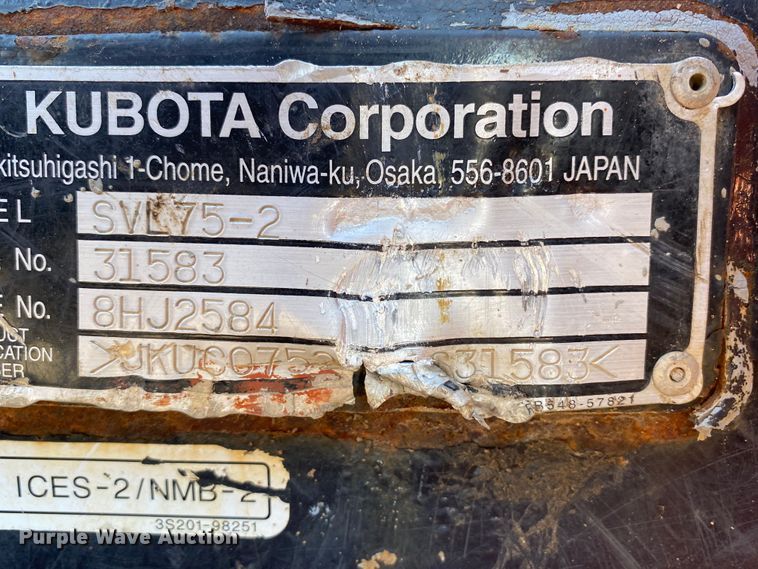 image for item DL6823 2017 Kubota SVL75-2  tracked skid steer loader