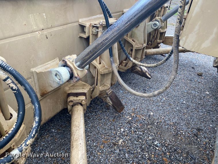 image for item DL6826 Caterpillar D7F  dozer