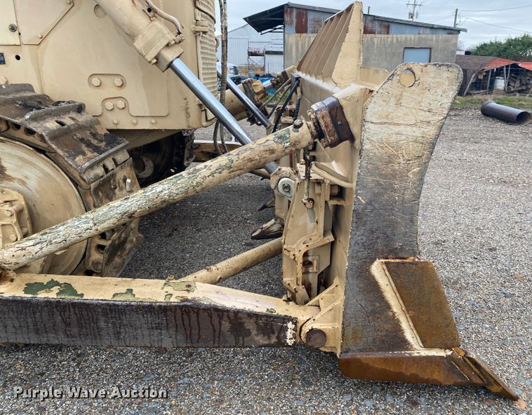 image for item DL6826 Caterpillar D7F  dozer