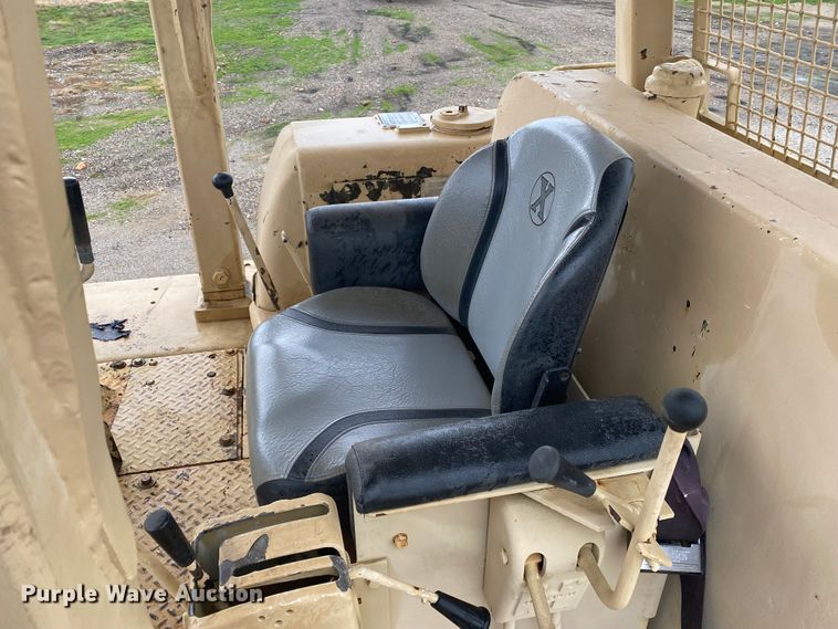 image for item DL6826 Caterpillar D7F  dozer