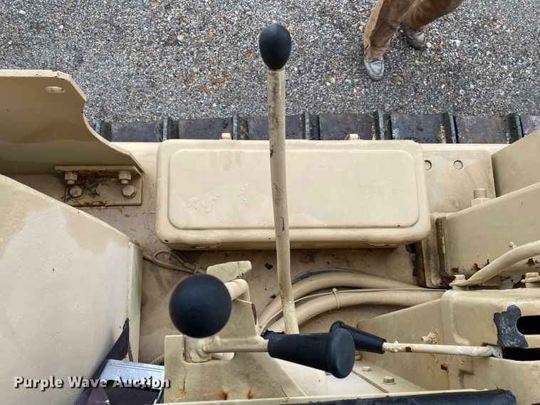 image for item DL6826 Caterpillar D7F  dozer