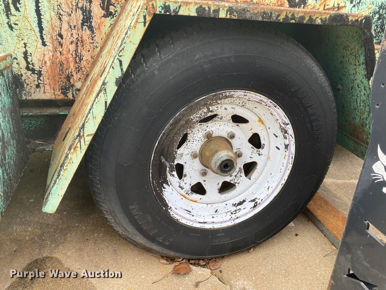 image for item DL6830 2002 Garlock 412  tar kettle