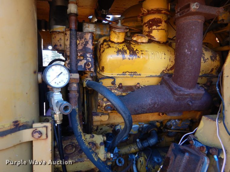 image for item DL6836 Michigan 110H  elevating scraper