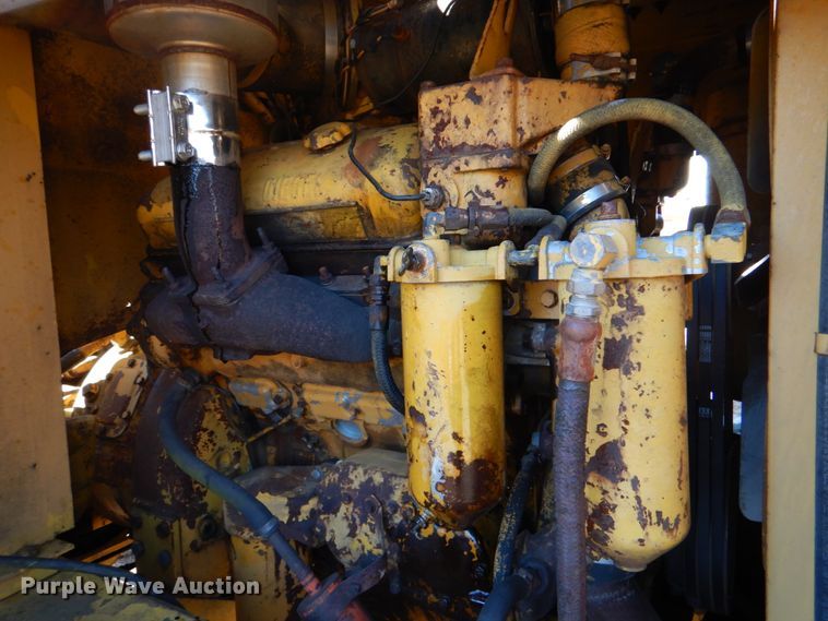 image for item DL6836 Michigan 110H  elevating scraper