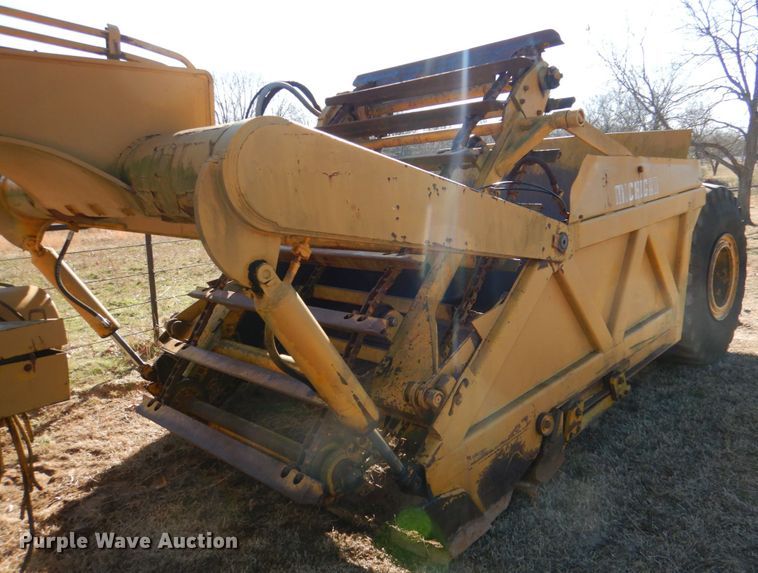 image for item DL6836 Michigan 110H  elevating scraper