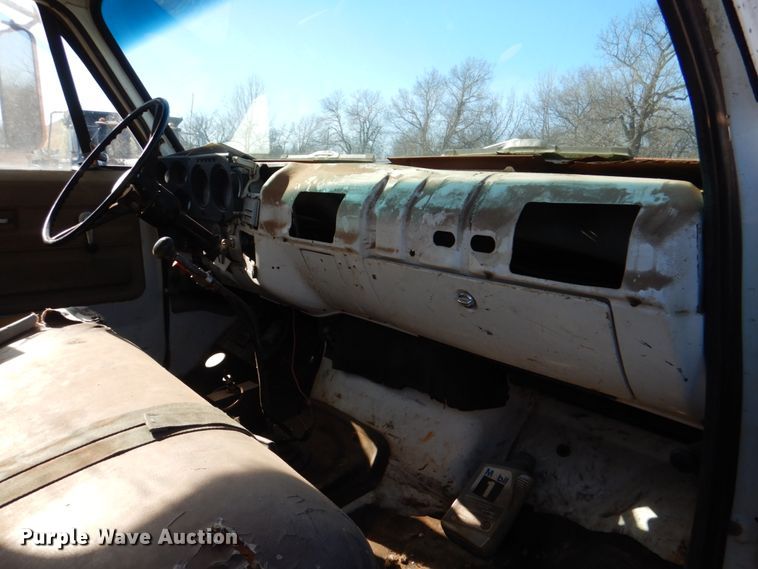 image for item DL6838 1976 Chevrolet C60  water truck