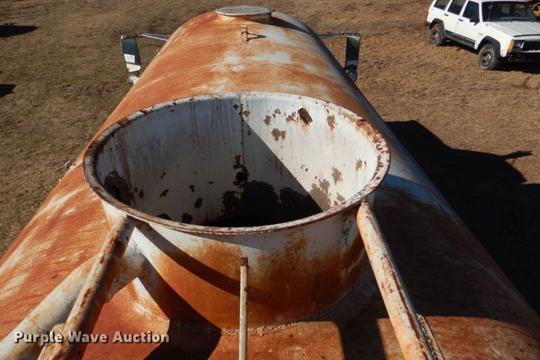 image for item DL6838 1976 Chevrolet C60  water truck