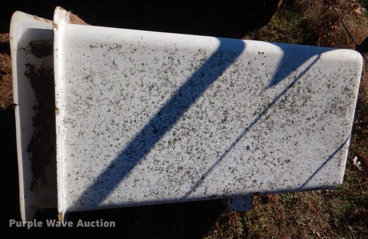 image for item DL6843 Man buckets