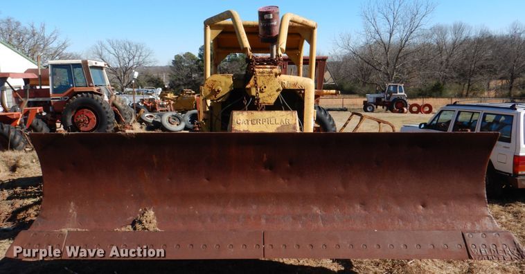 image for item DL6848 Caterpillar D7U  dozer