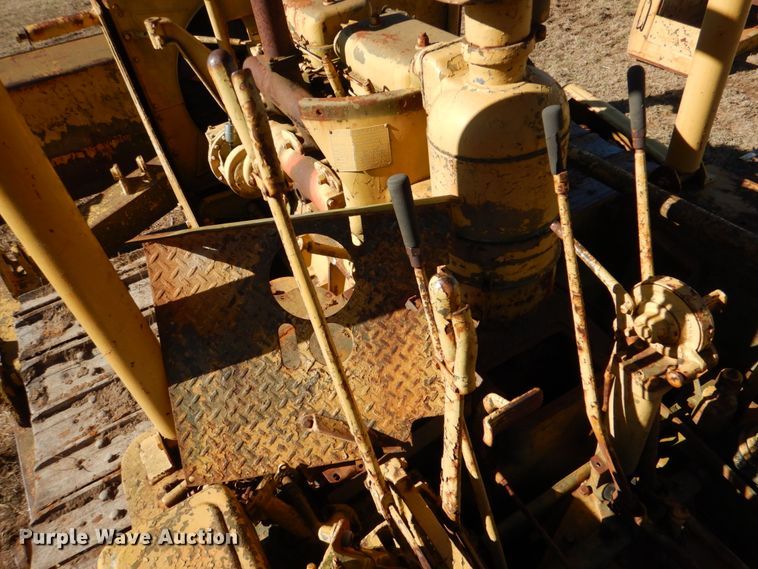 image for item DL6848 Caterpillar D7U  dozer