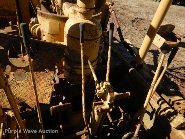 image for item DL6848 Caterpillar D7U  dozer