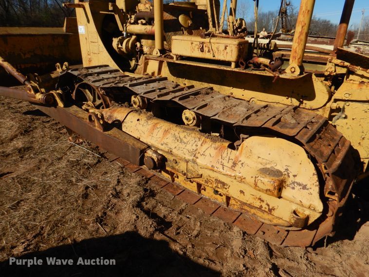 image for item DL6848 Caterpillar D7U  dozer