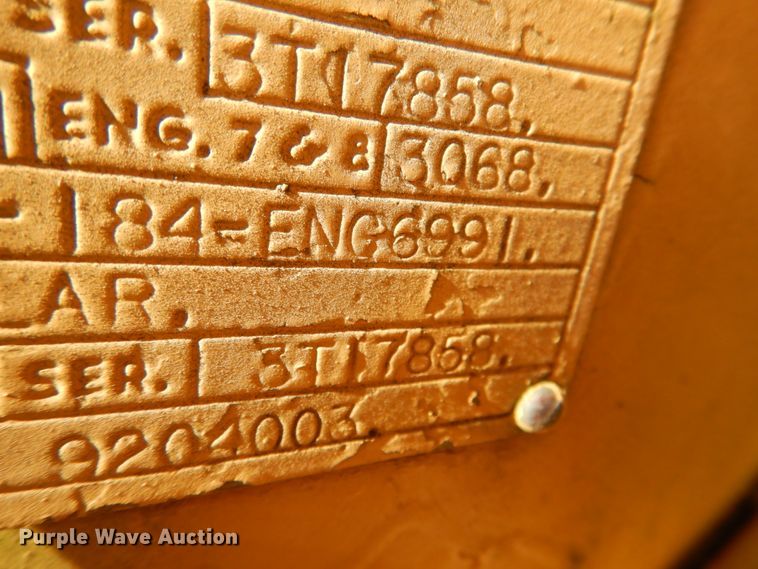 image for item DL6848 Caterpillar D7U  dozer