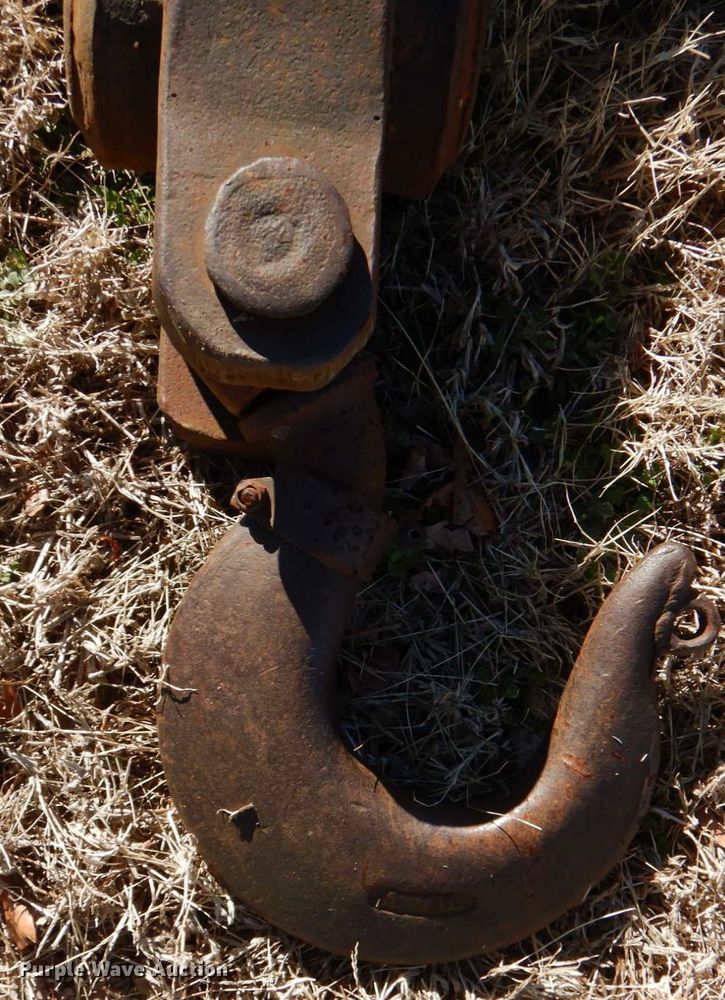 image for item DL6854 1945 Bucyrus Erie 22B  crane