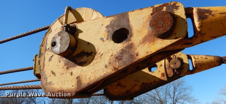 image for item DL6854 1945 Bucyrus Erie 22B  crane